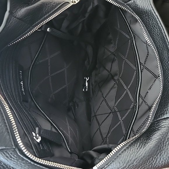 B0187 - Picture 2 of 5